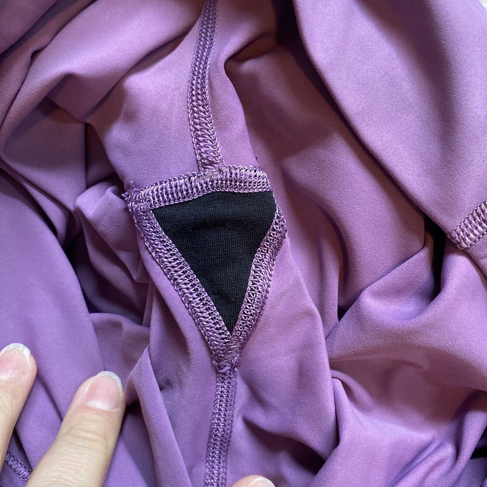 Women's Purple Sports Bra and Leggings Set - Picture 9 of 13